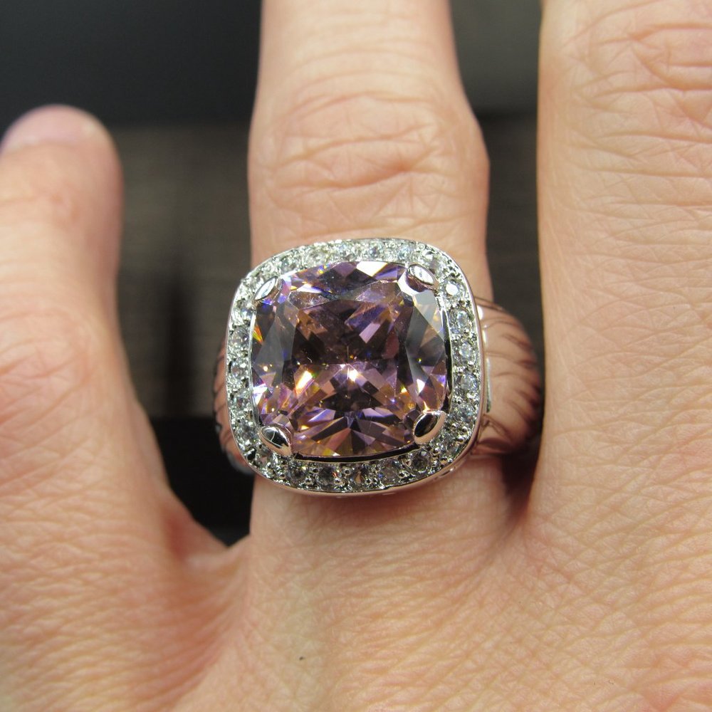 Size 8 Silver Tone Large Square Pink CZ Band Ring - Picture 3 of 6